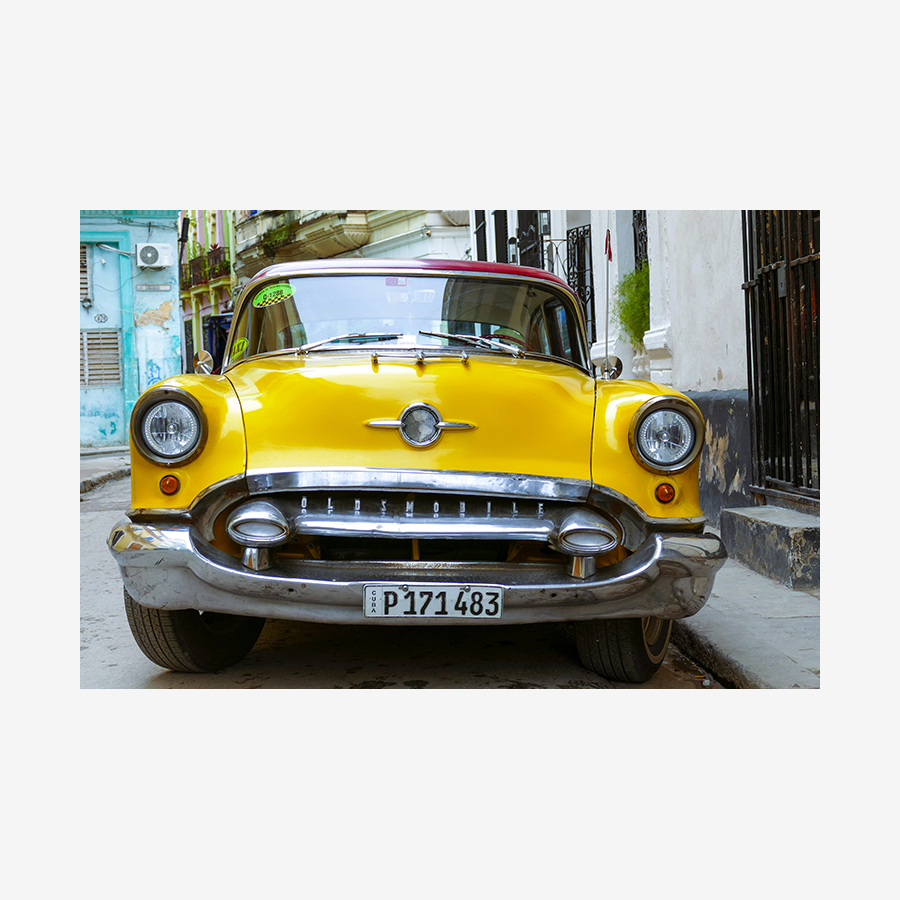 Classic Oldsmobile Yellow, Cuba